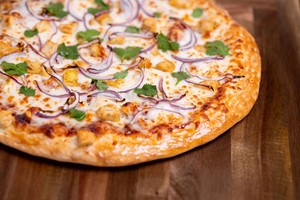 Family Pizza Night in Fullerton – The Perfect Pizza for Sharing